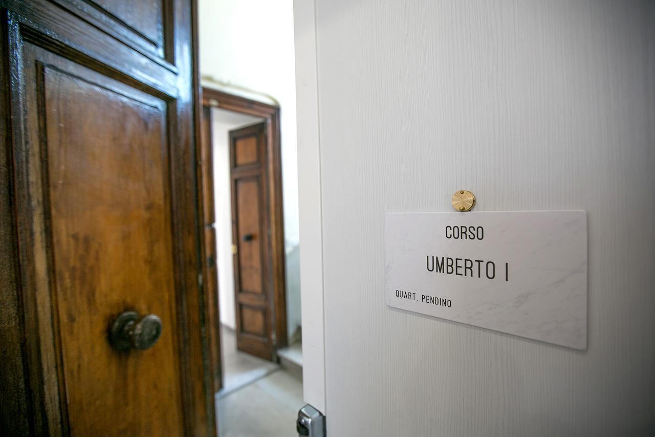President Suites Neapel Exteriör bild